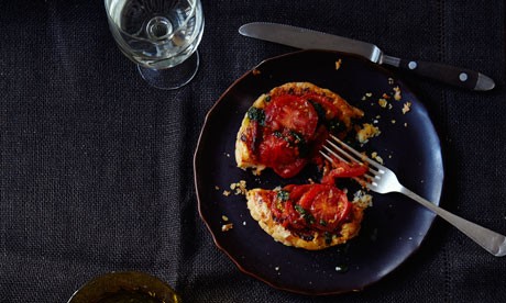 Plum tomato and basil galette