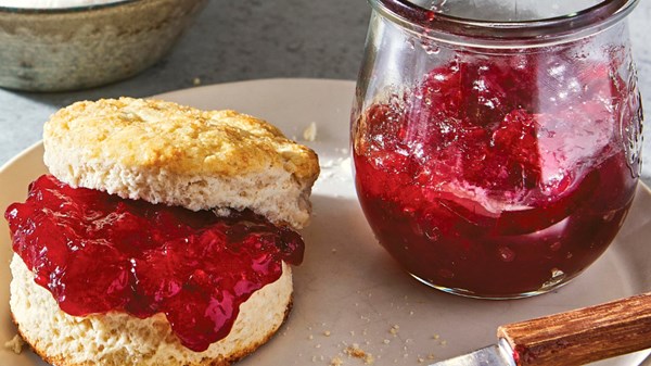 Plum-vanilla jam