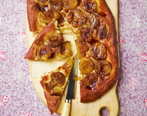 Plum yeasty bread