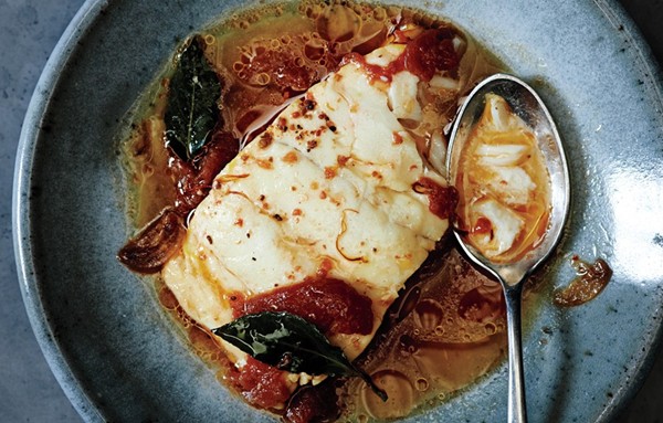Poached cod with tomato and saffron