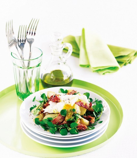 Poached egg and new potato salad with crispy bacon and a mustard dressing