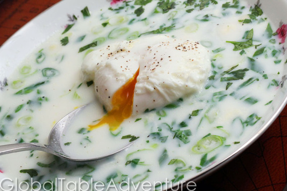 Poached egg soup (Changua con huevo)