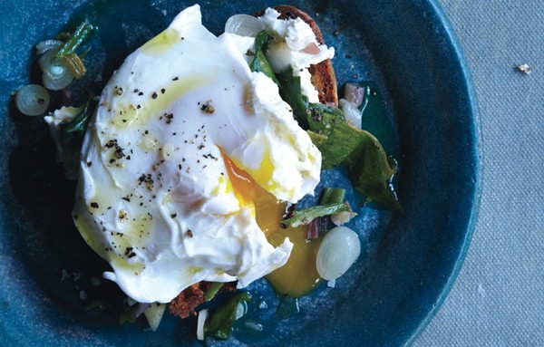 Poached eggs on toast with ramps