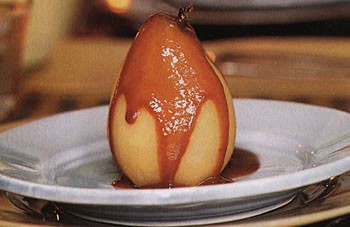 Poached pears with spiced caramel sauce