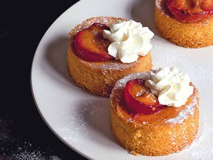 Polenta and orange cake