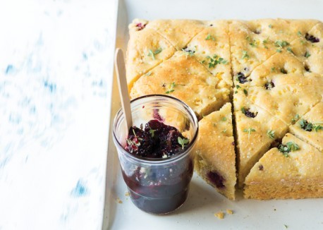 Polenta cake with blackberries and fresh corn