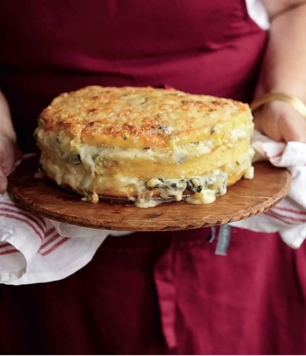 Polenta, Gorgonzola, and Savoy cabbage torte (Torta di verza e polenta)