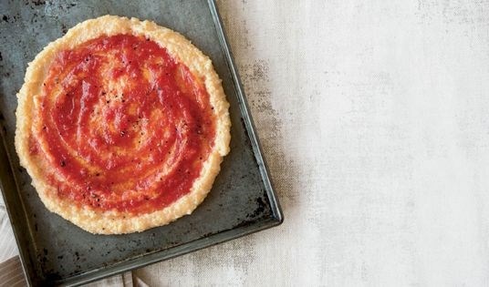 Polenta pizza crust