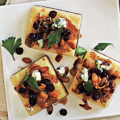 Polenta squares with Gorgonzola and pine nuts