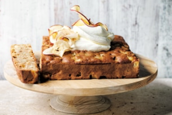 Polish apple tea cake