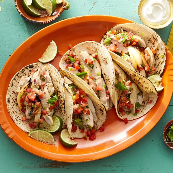 Pollo asado tacos