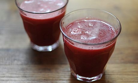 Pomegranate and satsuma smoothie