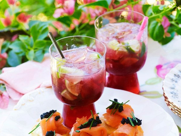Pomegranate caiproska