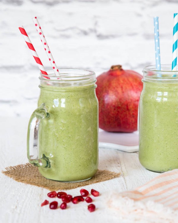 Pomegranate molasses & tahini green smoothie