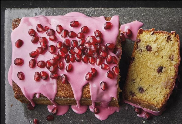Pomegranate, olive oil & yogurt loaf