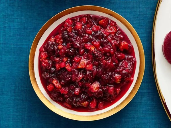 Pomegranate-pear cranberry sauce