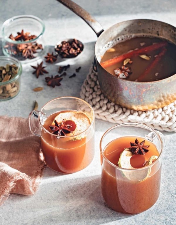 Pomegrante apple spiced cider