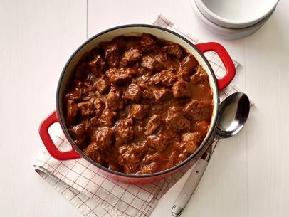 Pools brew red chili