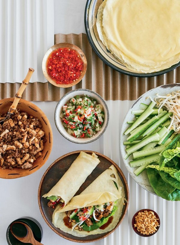 Popiah with pork & pineapple salsa