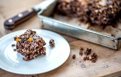 Popping chocolate Rice Krispie cakes