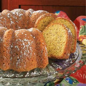 Poppy seed bundt cake