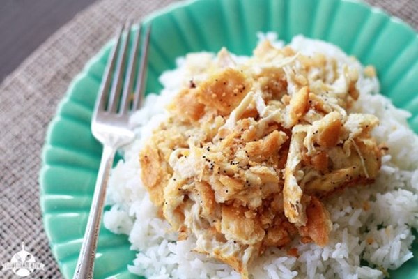 Poppy seed chicken casserole
