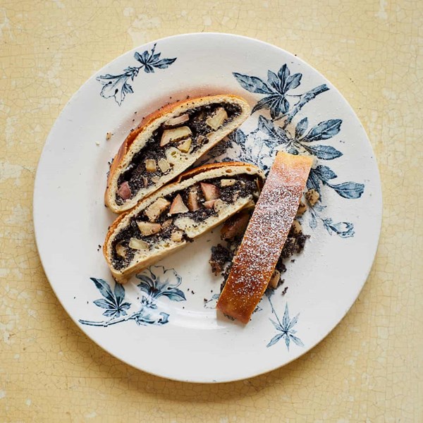 Poppy seed strudel