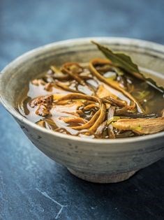 Porcini and sea spaghetti ramen