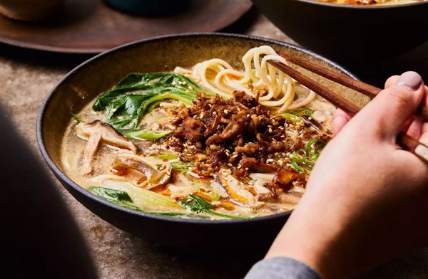 Pork & mushroom tantanmen