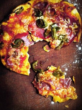 Pork & pickled pepper pizzetta