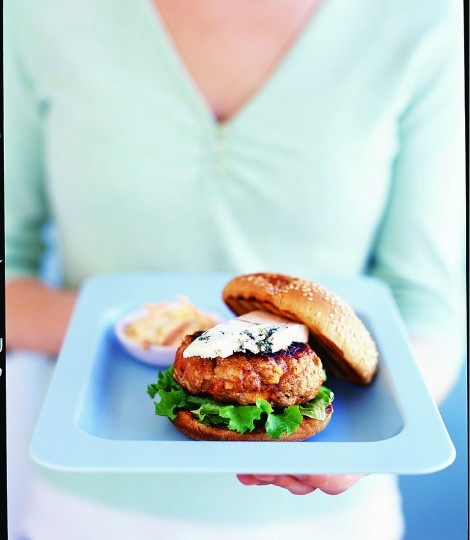 Pork and apple burgers with blue cheese