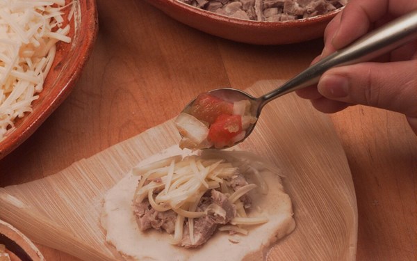 Pork and cheese tamales (Tamales de puerco y queso)
