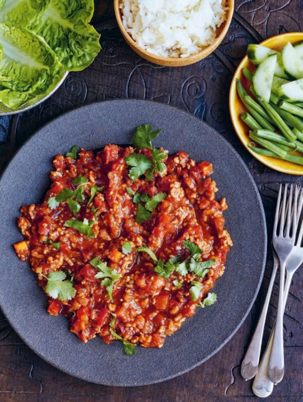 Pork and chilli dip (Nam phrik ong)