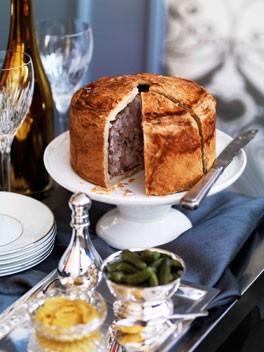 Pork and fennel raised pie