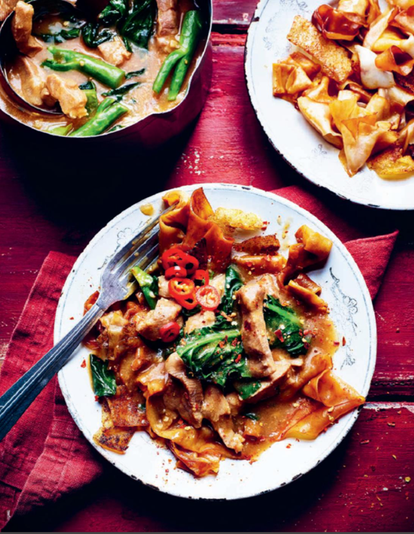 Pork and noodles with gravy (Rad na)
