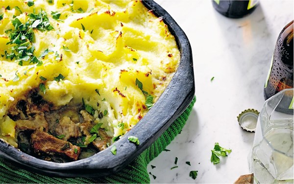 Pork, apple and cider pie