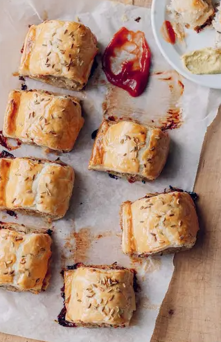Pork, apple and mustard sausage rolls