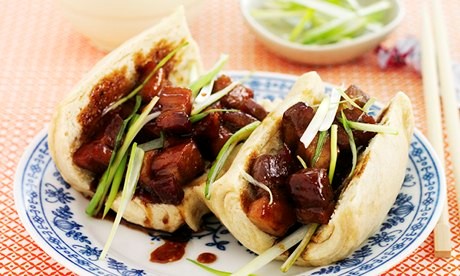 Pork belly mantou
