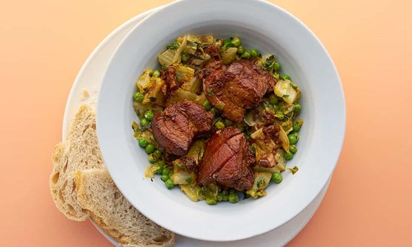 Pork belly with chilli, fennel and bay
