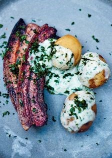 Pork belly with potatoes (Stegt flæsk)