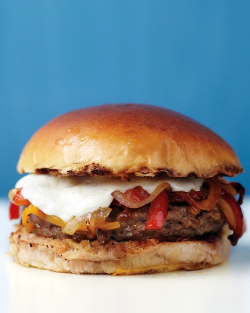 Pork burgers with peppers