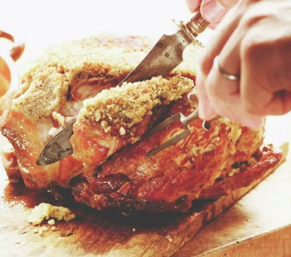 Pork butt with golden raisins and Jerusalem artichokes