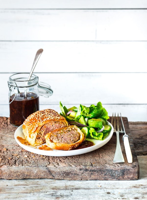 Pork, carrot and zucchini sausage rolls
