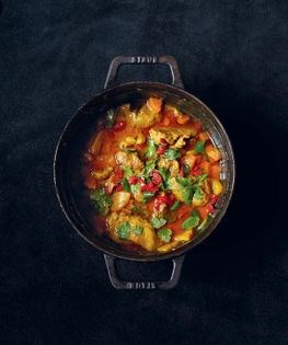 Pork cheeks with spicy pineapple