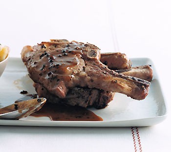 Pork chops au poivre