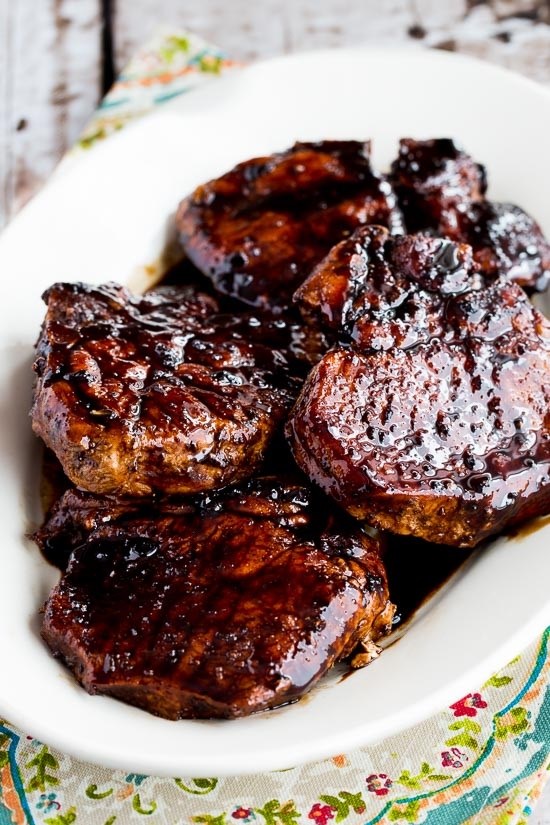 Pork chops with balsamic glaze