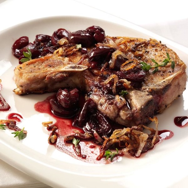 Pork chops with cherry sauce 