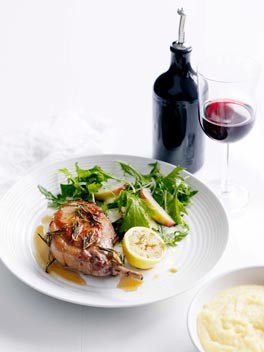 Pork chops with lard, honey and rosemary