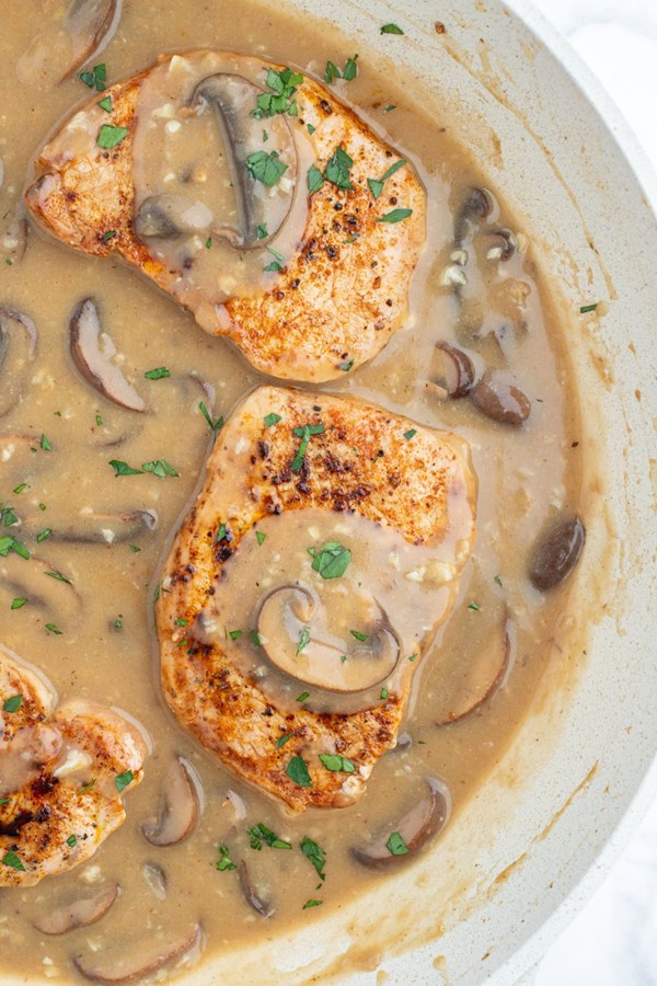 Pork chops with mushroom gravy