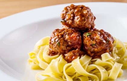 Pork meatballs with tagliatelle
